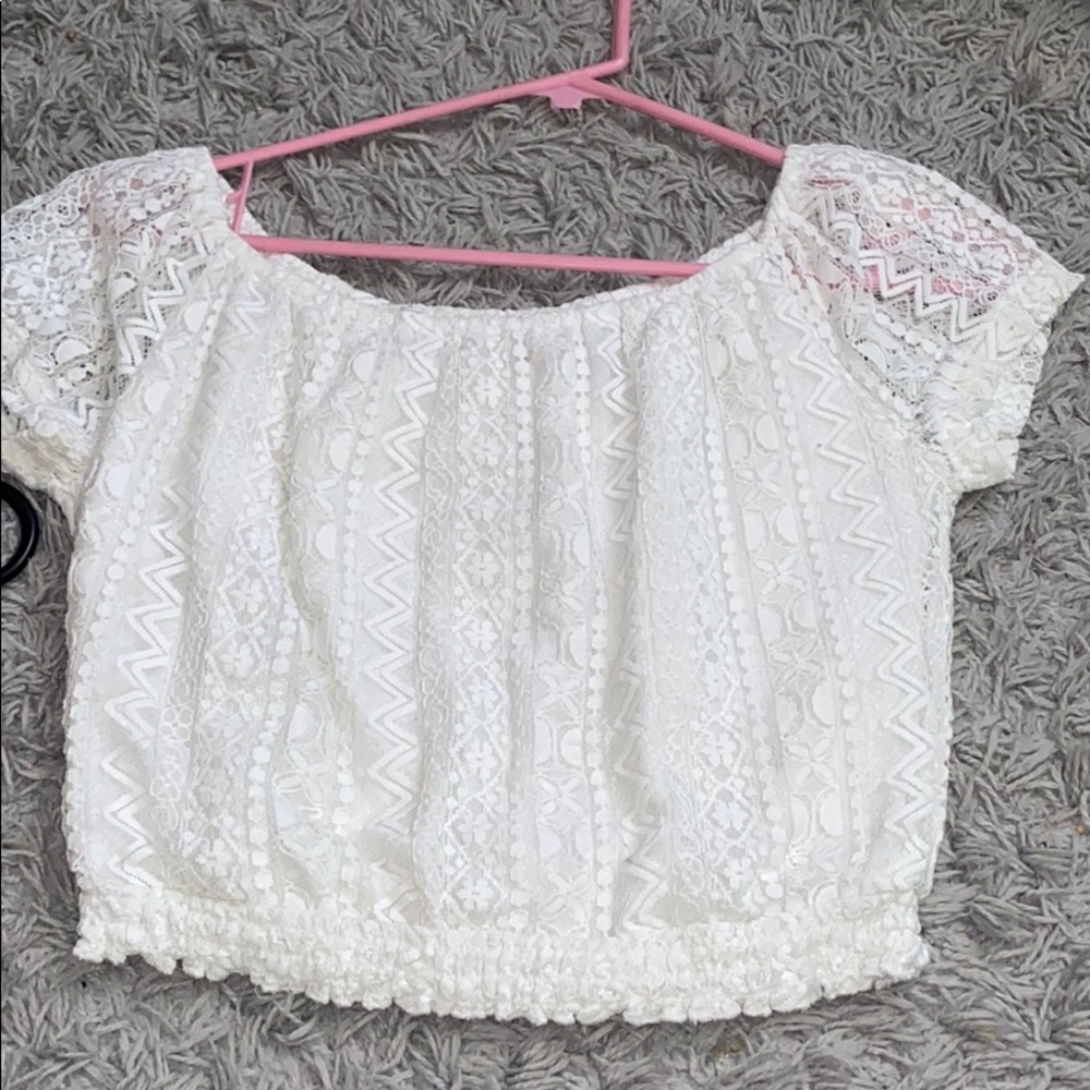 Hollister floral off- the shoulder lace crop top